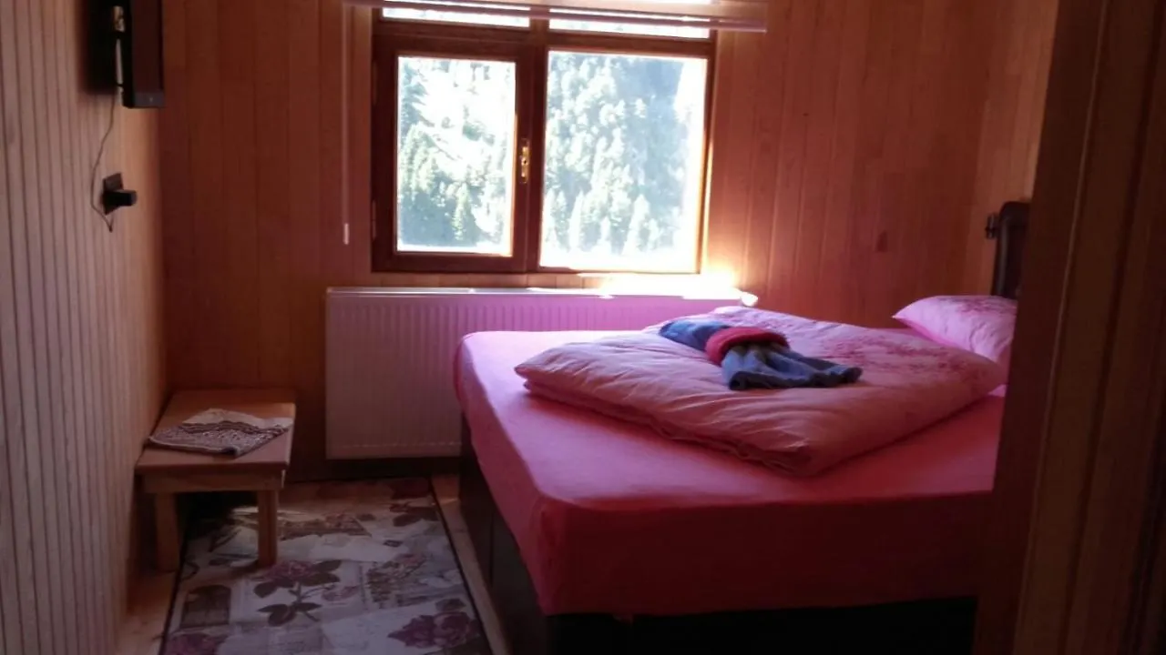 Keles Dag Evi Daire Uzungöl